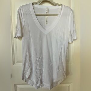 Lululemon white v neck t-shirt